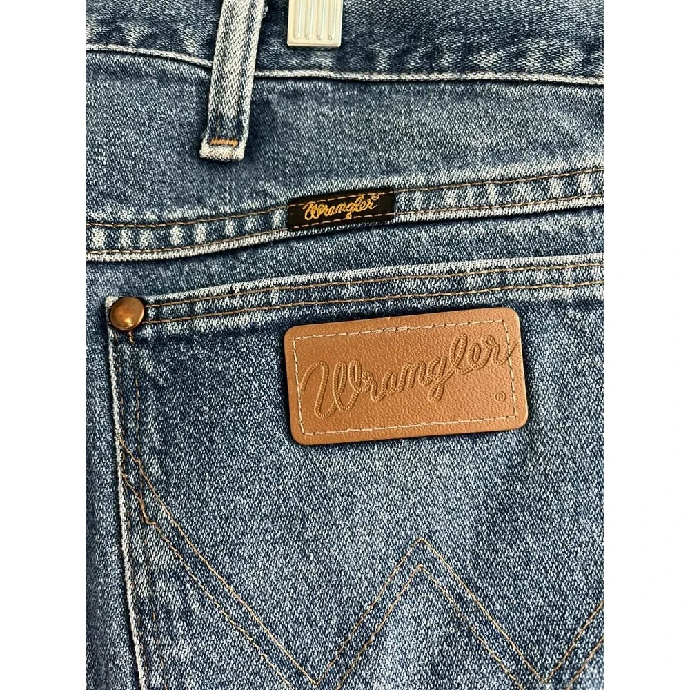 Wrangler Jeans Mens 40x34 Blue Denim 100% Cotton Straight Leg Western Cowboy Cut